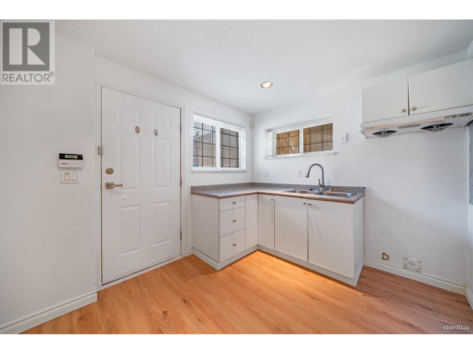 4486 Triumph Street, Burnaby, British Columbia  V5C 1Z9 - Photo 31 - R2808787