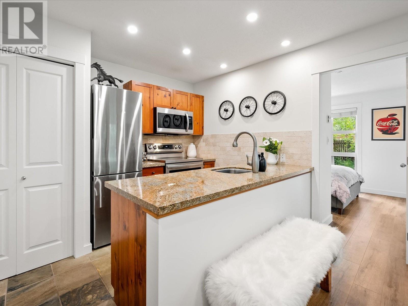 105 4660 Blackcomb Way, Whistler, British Columbia  V8E 0A8 - Photo 9 - R2808916