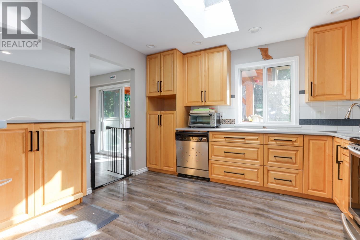 2552 Jura Crescent, Squamish, British Columbia  V0N 1T0 - Photo 11 - R2806281