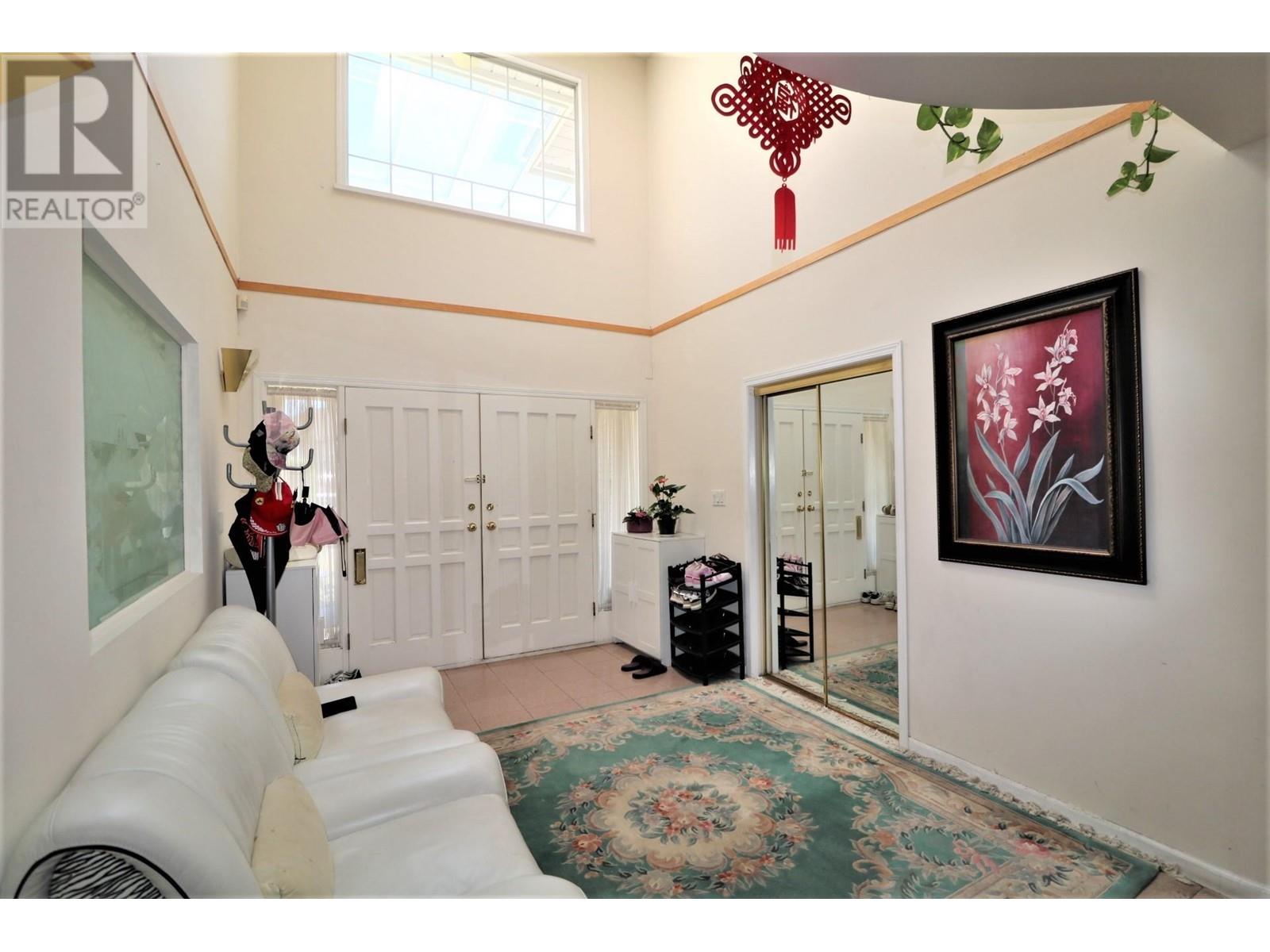1945 W 44th Avenue, Vancouver, British Columbia  V6M 2E8 - Photo 2 - R2808843