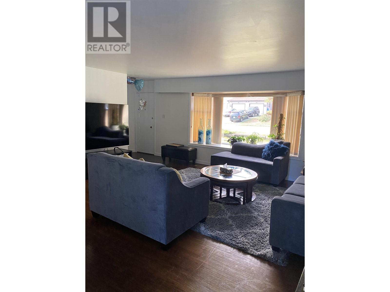 5410 Parker Street, Burnaby, British Columbia  V5B 1Z7 - Photo 6 - R2808282