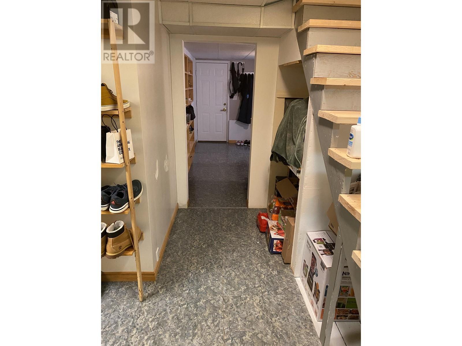5410 Parker Street, Burnaby, British Columbia  V5B 1Z7 - Photo 16 - R2808282