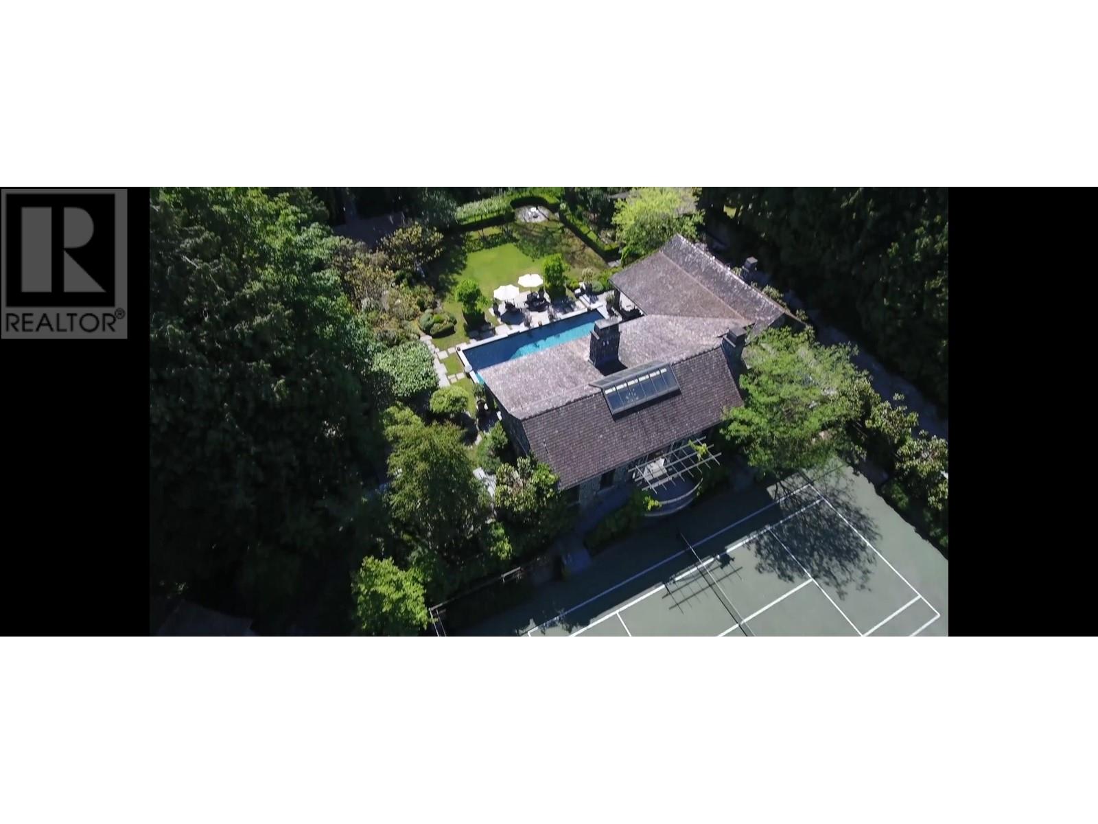 1890 Sw Marine Drive, Vancouver, British Columbia  V6P 6B2 - Photo 2 - R2808709