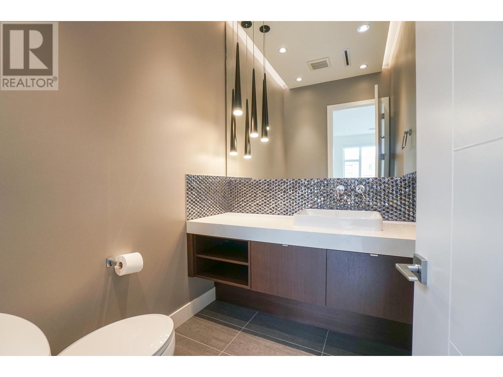 7230 Kitchener Street, Burnaby, British Columbia  V5A 1L6 - Photo 11 - R2801835