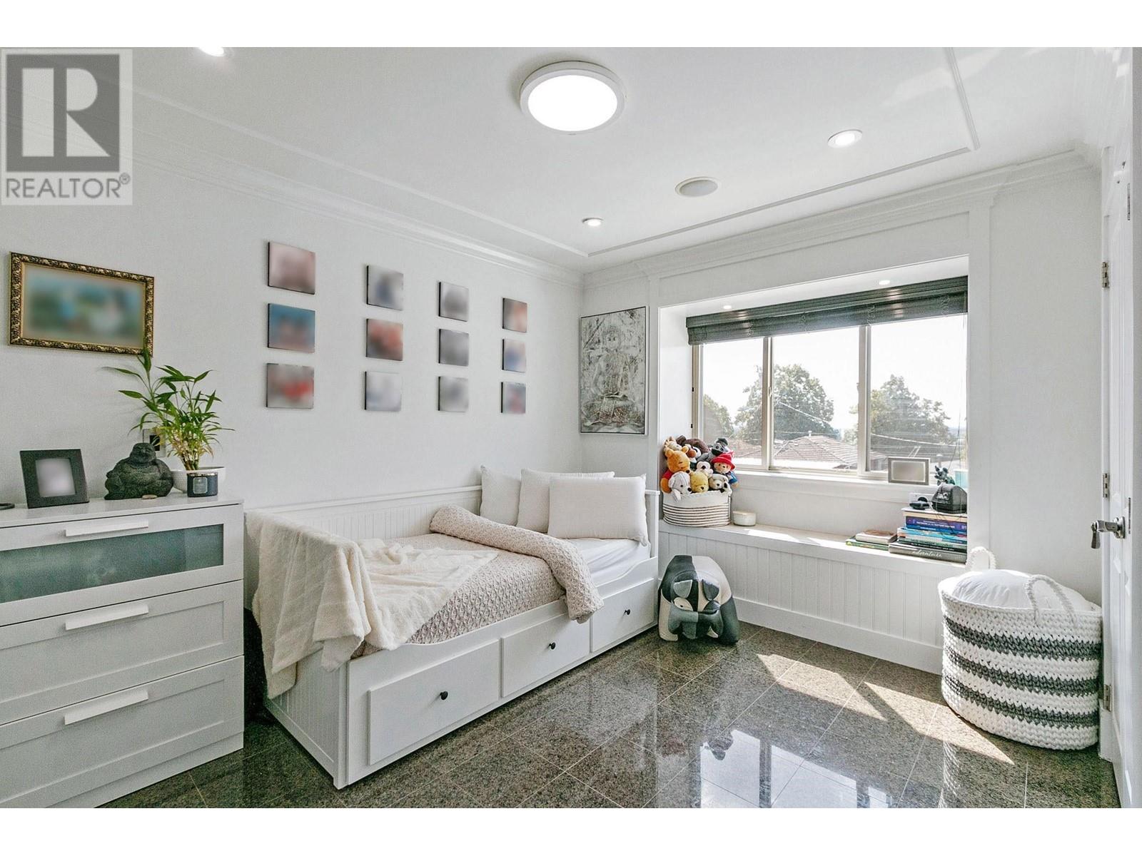 1060 E 61st Avenue, Vancouver, British Columbia  V5X 2C4 - Photo 19 - R2808773