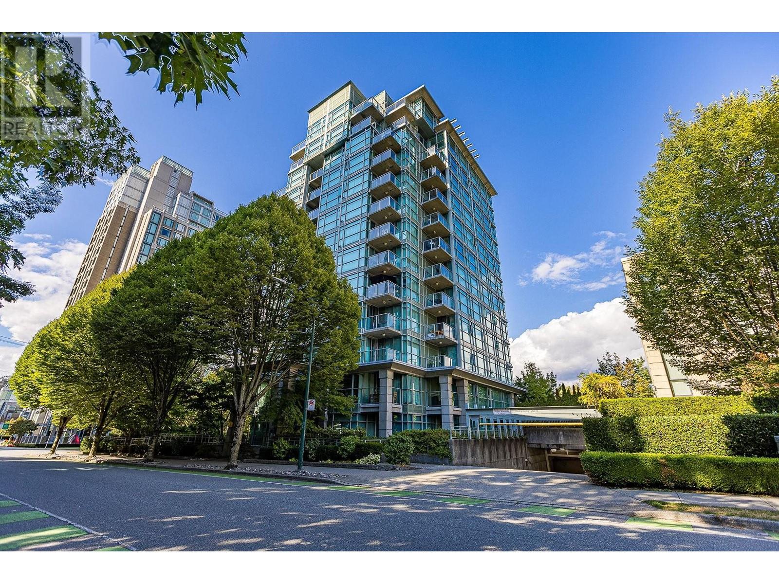 802 1889 ALBERNI STREET, vancouver, British Columbia