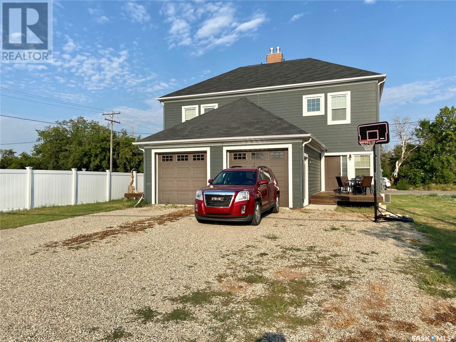 B 422 St Mary Street, Esterhazy, Saskatchewan  S0A 0X0 - Photo 5 - SK942229