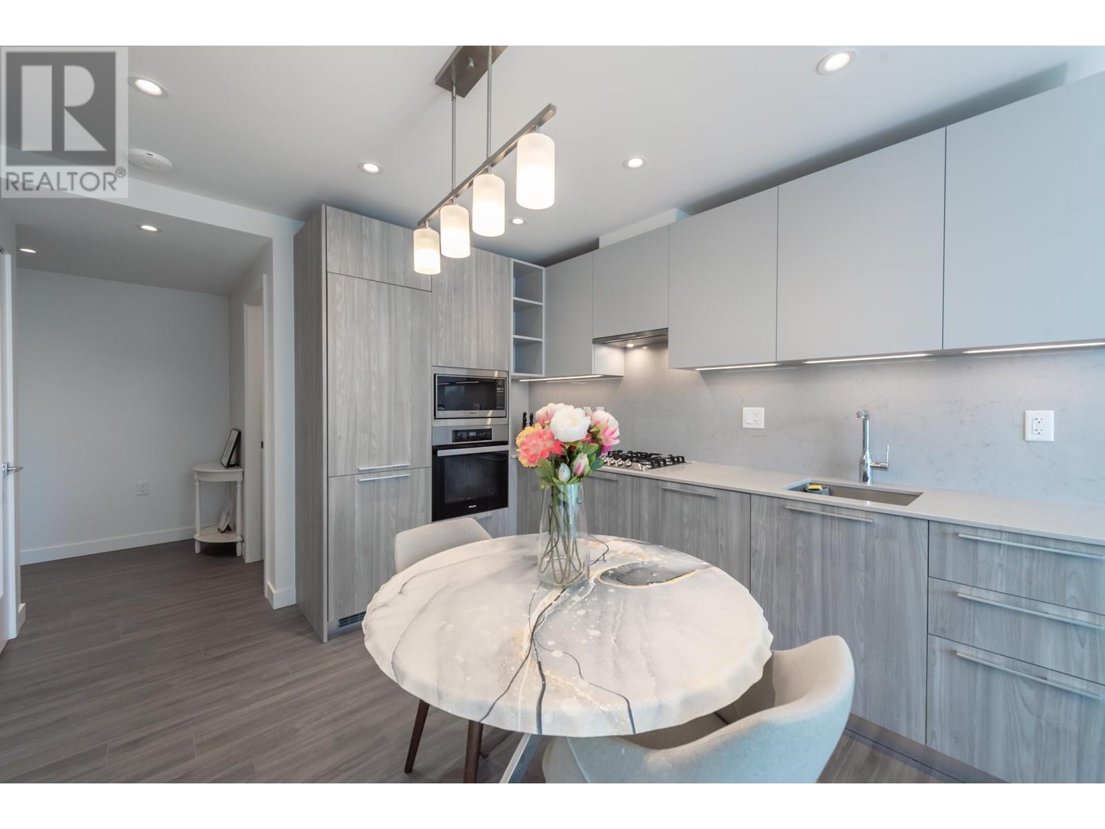 406 6699 Dunblane Avenue, Burnaby, British Columbia  V5H 0J8 - Photo 2 - R2808752