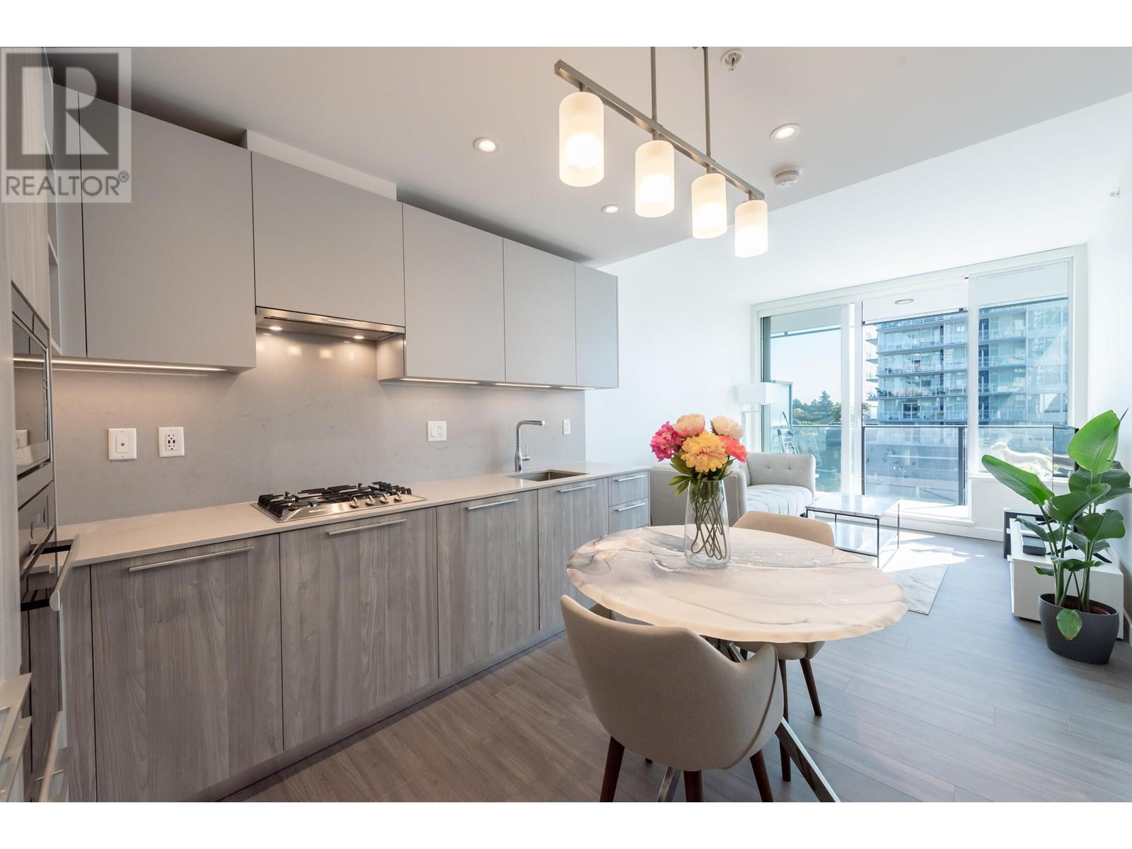 406 6699 Dunblane Avenue, Burnaby, British Columbia  V5H 0J8 - Photo 1 - R2808752