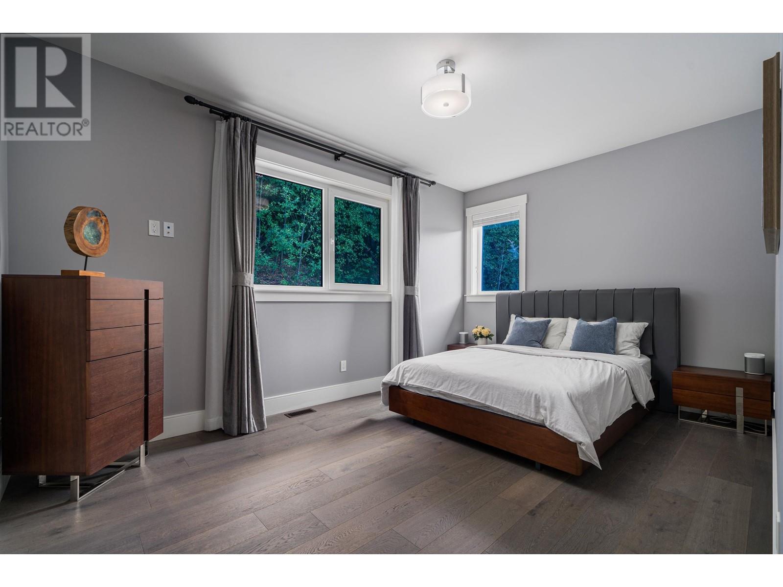 10900 Carmichael Street, Maple Ridge, British Columbia  V2W 0H3 - Photo 26 - R2809221