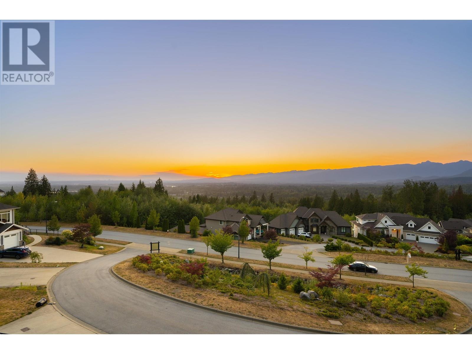 10900 Carmichael Street, Maple Ridge, British Columbia  V2W 0H3 - Photo 5 - R2809221