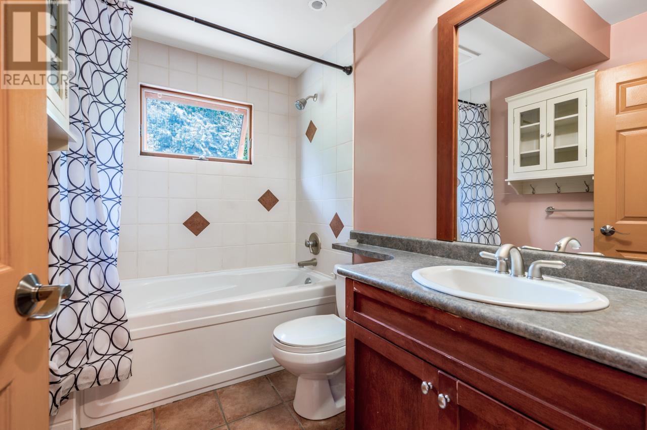 1806 St. Denis Road, West Vancouver, British Columbia  V7V 3W5 - Photo 29 - R2809033