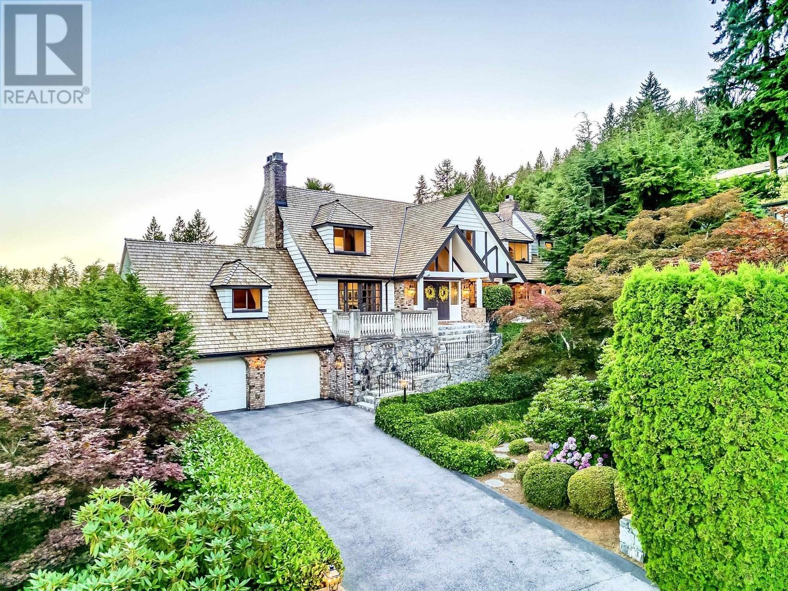 3047 Spencer Close, West Vancouver, British Columbia  V7V 4R8 - Photo 2 - R2806252