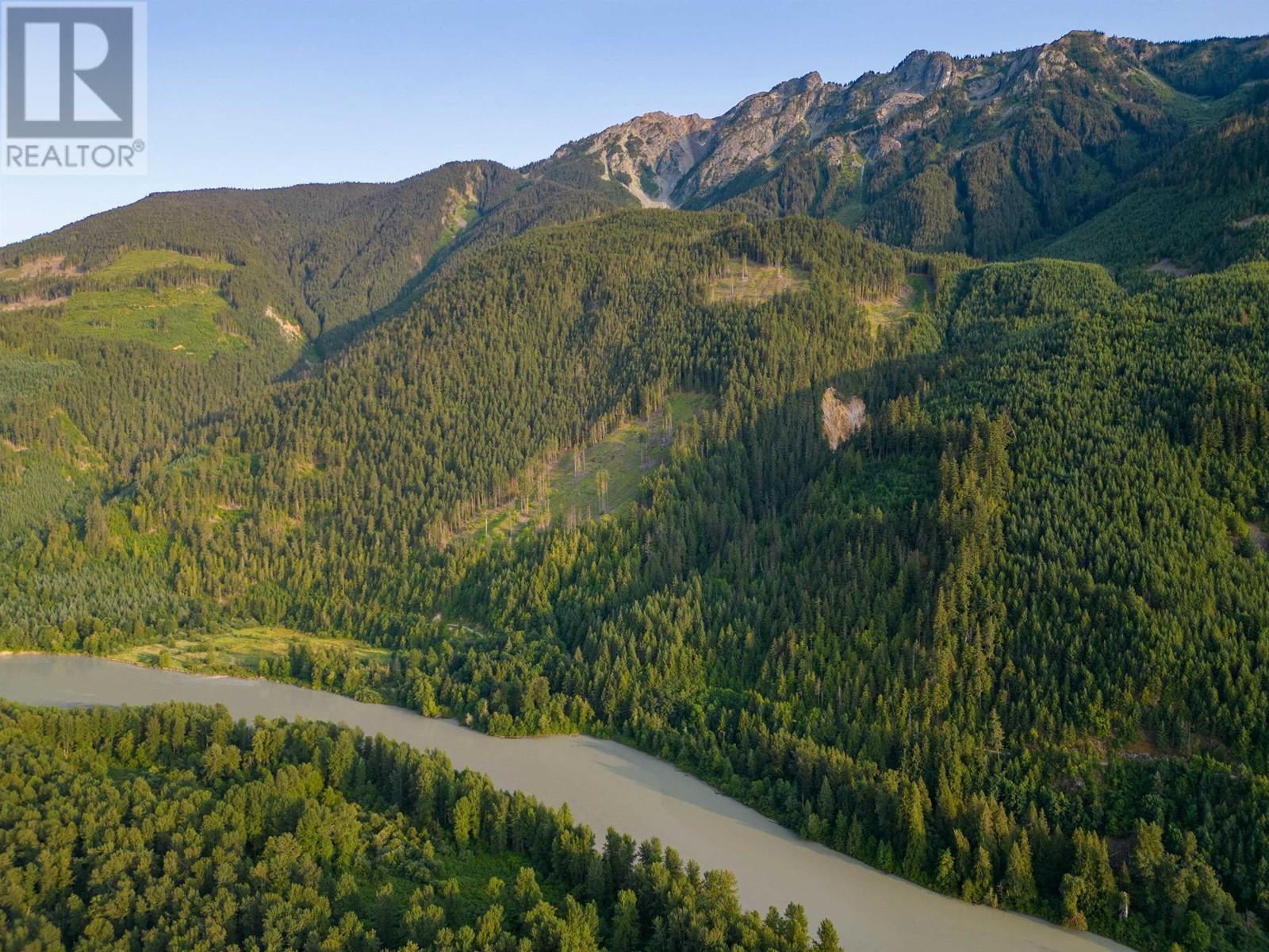 Dl5148 Pemberton Waterfront, Pemberton, British Columbia  V0N 2L0 - Photo 16 - R2796460