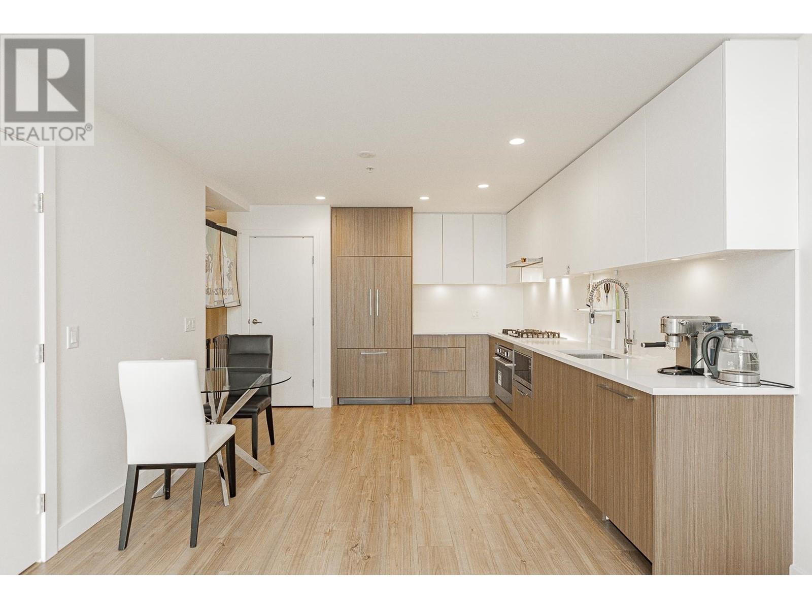 1104 4465 Juneau Street, Burnaby, British Columbia  V5C 0L8 - Photo 3 - R2808570