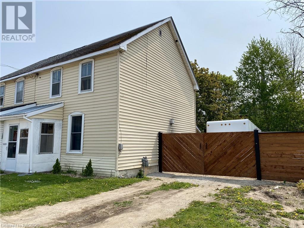 1073 3rd 'a' Avenue E, Owen Sound, Ontario  N4K 2M7 - Photo 1 - 40424533
