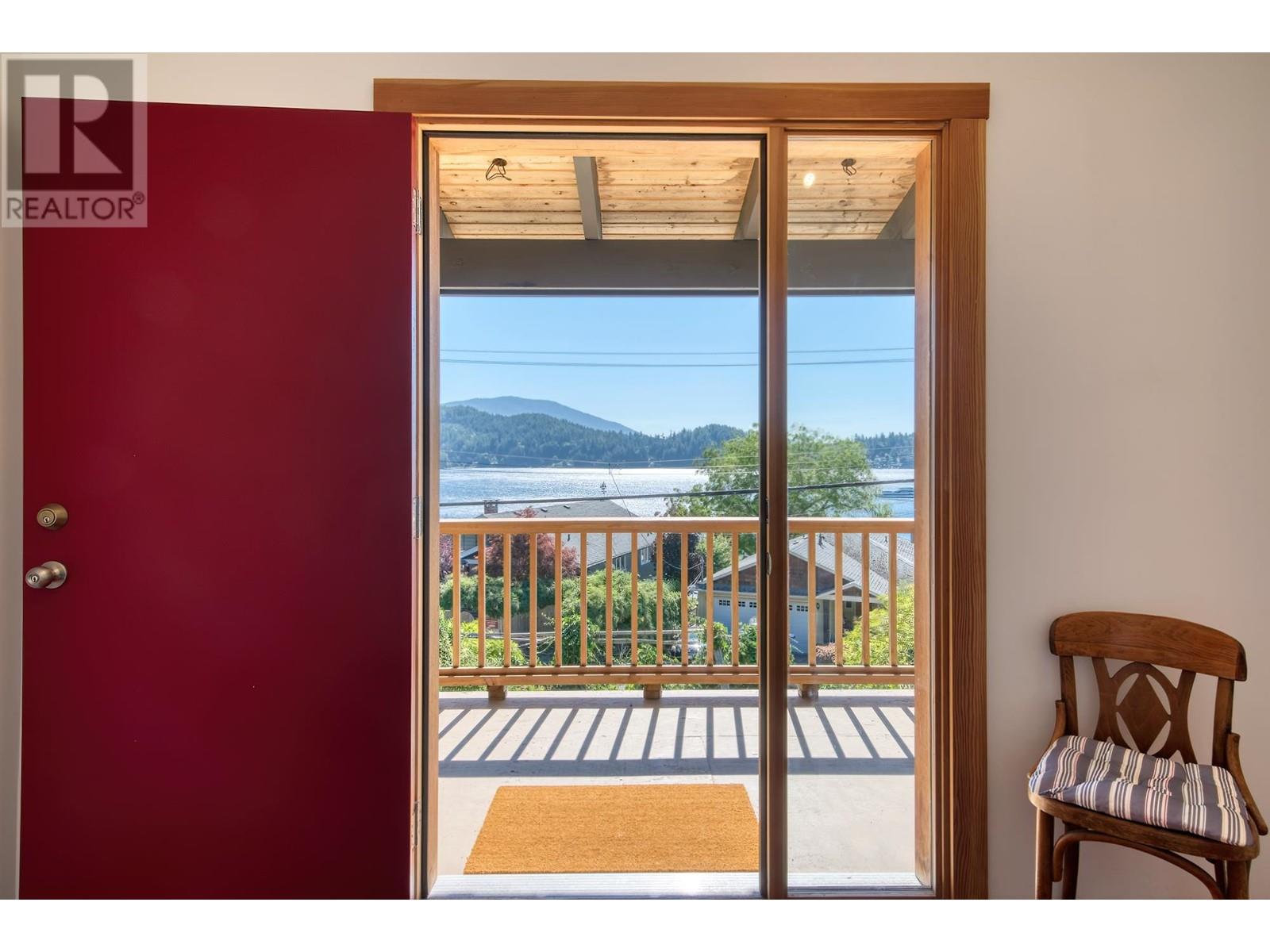 607 Marine Drive, Gibsons, British Columbia  V0N 1V9 - Photo 32 - R2809355