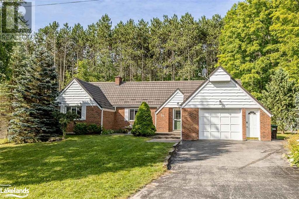 54 beaufort crescent, tiny