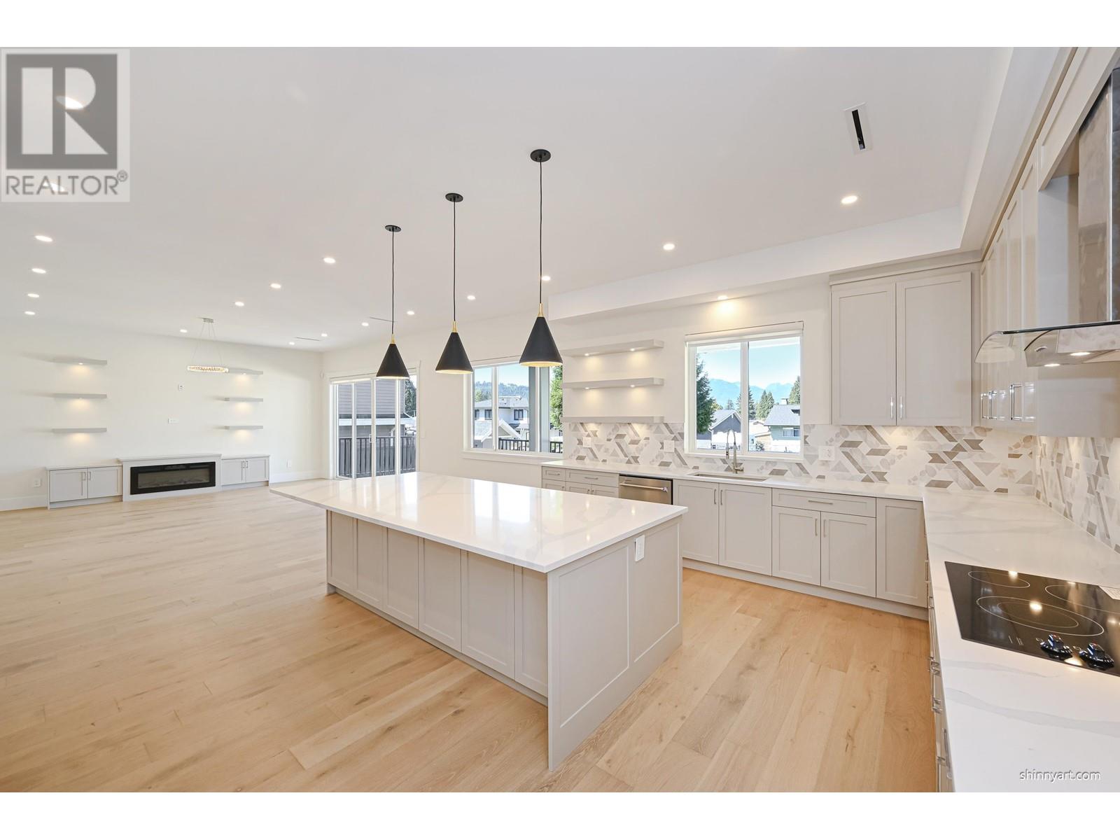 897 Cottonwood Avenue, Coquitlam, British Columbia  V3J 2S9 - Photo 5 - R2804717