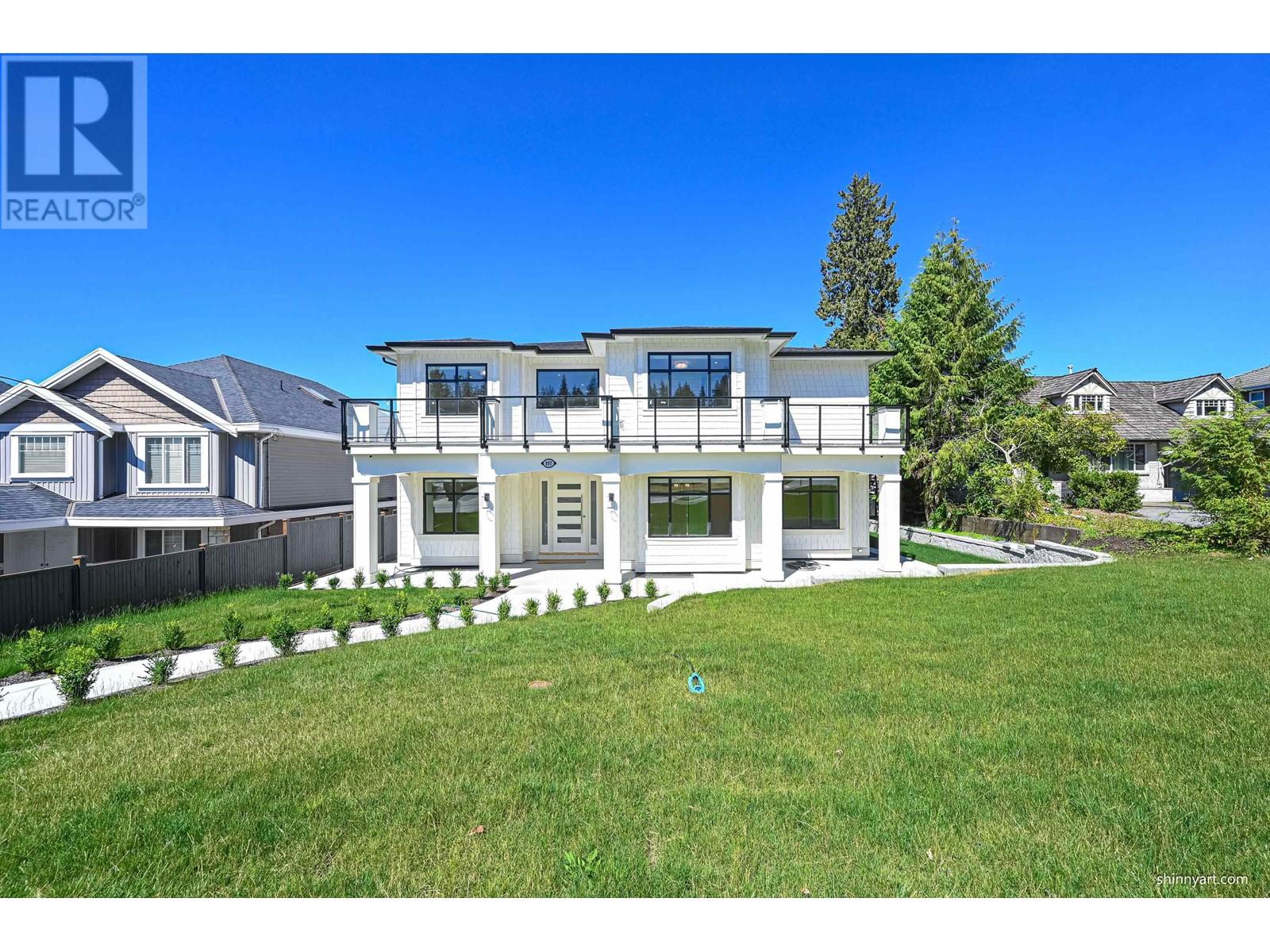 897 Cottonwood Avenue, Coquitlam, British Columbia  V3J 2S9 - Photo 1 - R2804717