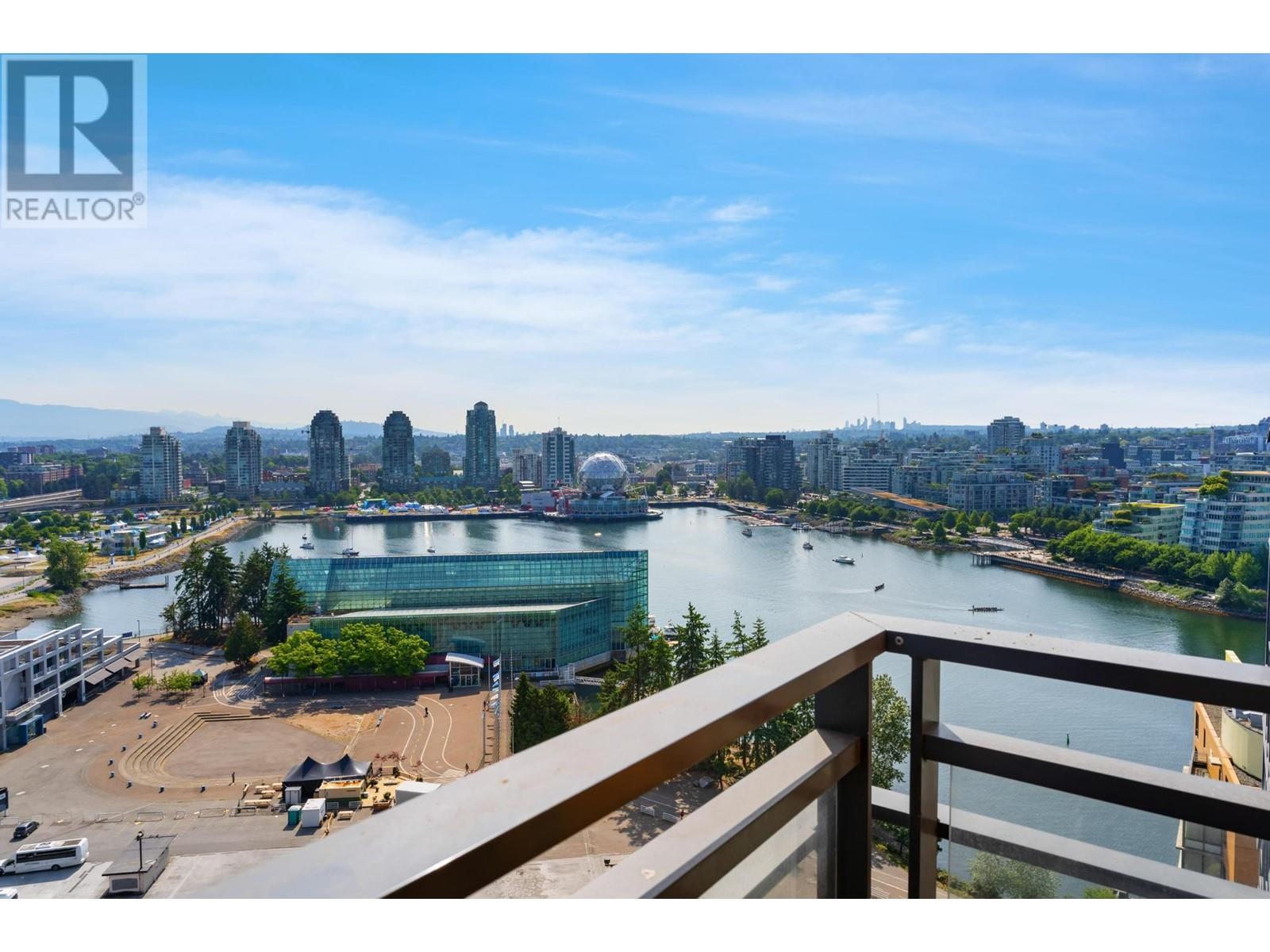 2501 33 SMITHE STREET, vancouver, British Columbia