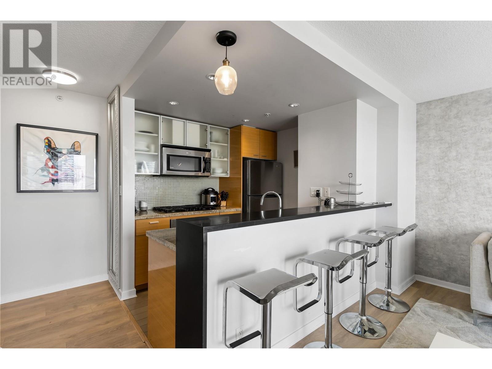 2501 33 Smithe Street, Vancouver, British Columbia  V6B 0B5 - Photo 8 - R2787304