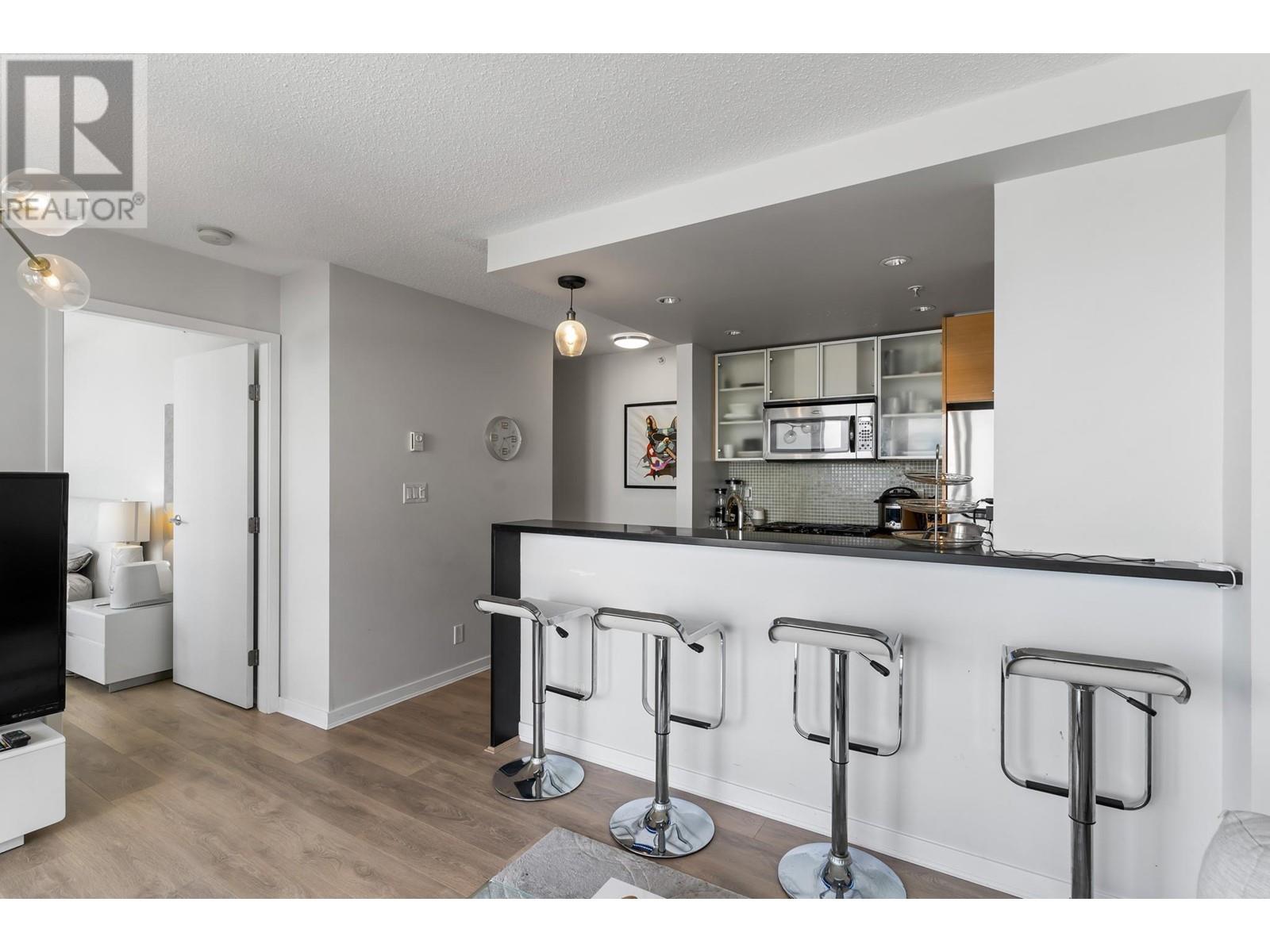 2501 33 Smithe Street, Vancouver, British Columbia  V6B 0B5 - Photo 9 - R2787304