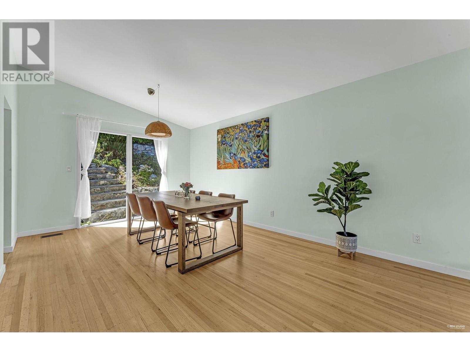 569 St Giles Road, West Vancouver, British Columbia  V7S 1L7 - Photo 10 - R2808416