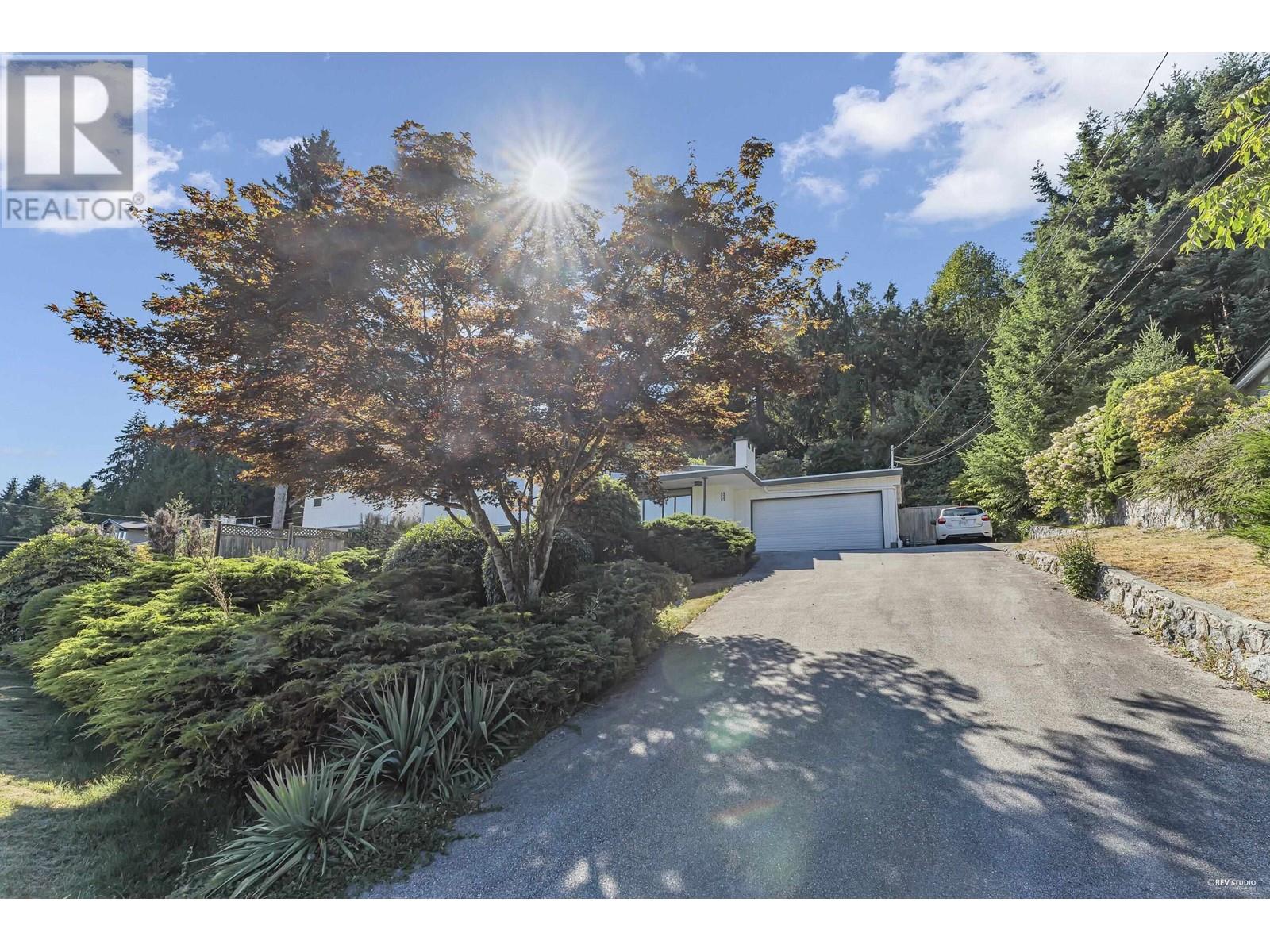 569 St Giles Road, West Vancouver, British Columbia  V7S 1L7 - Photo 37 - R2808416
