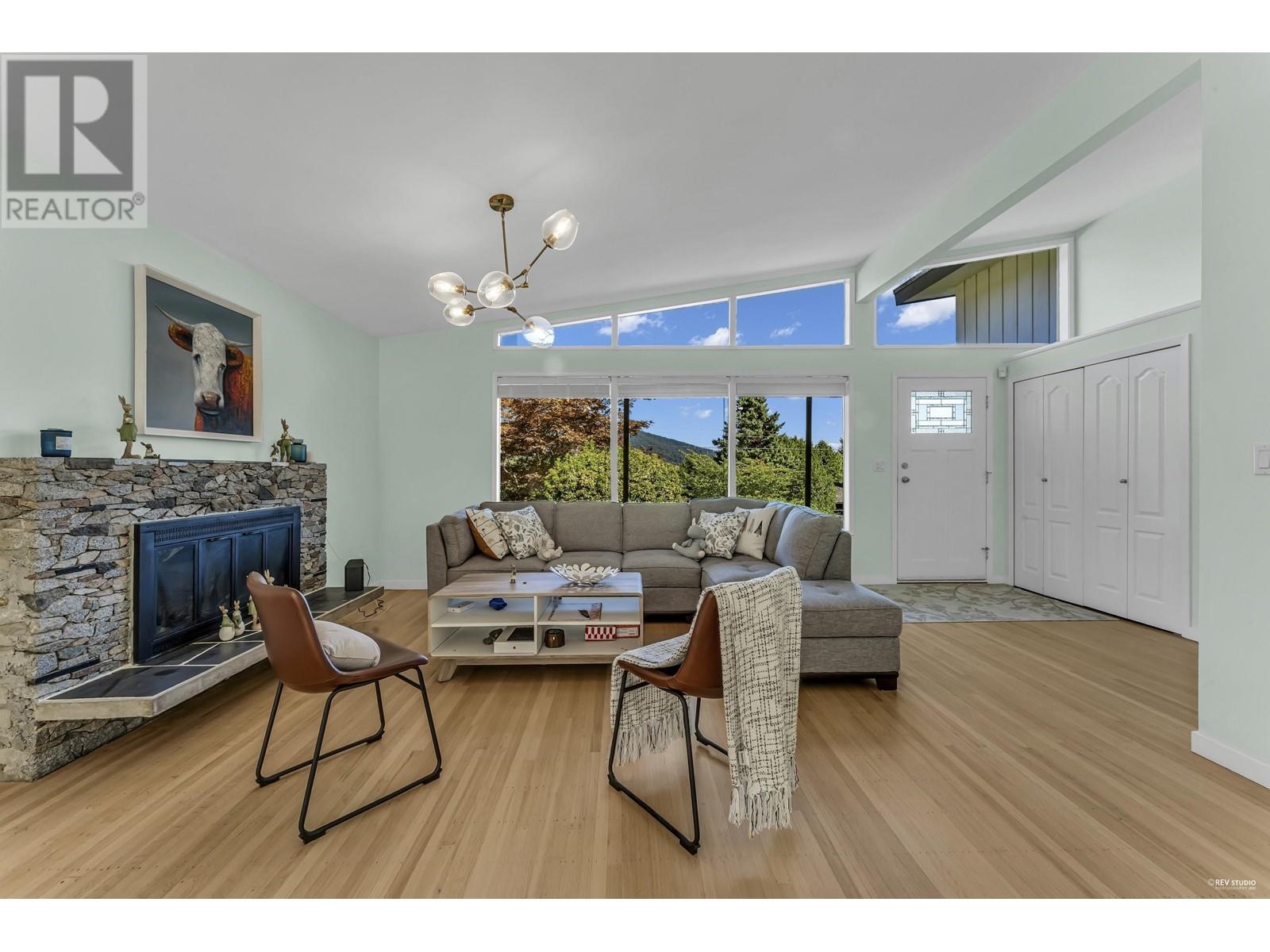569 St Giles Road, West Vancouver, British Columbia  V7S 1L7 - Photo 6 - R2808416