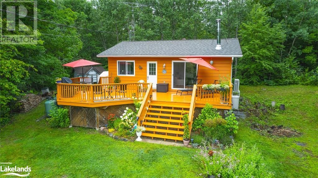 1118 english circle, gooderham