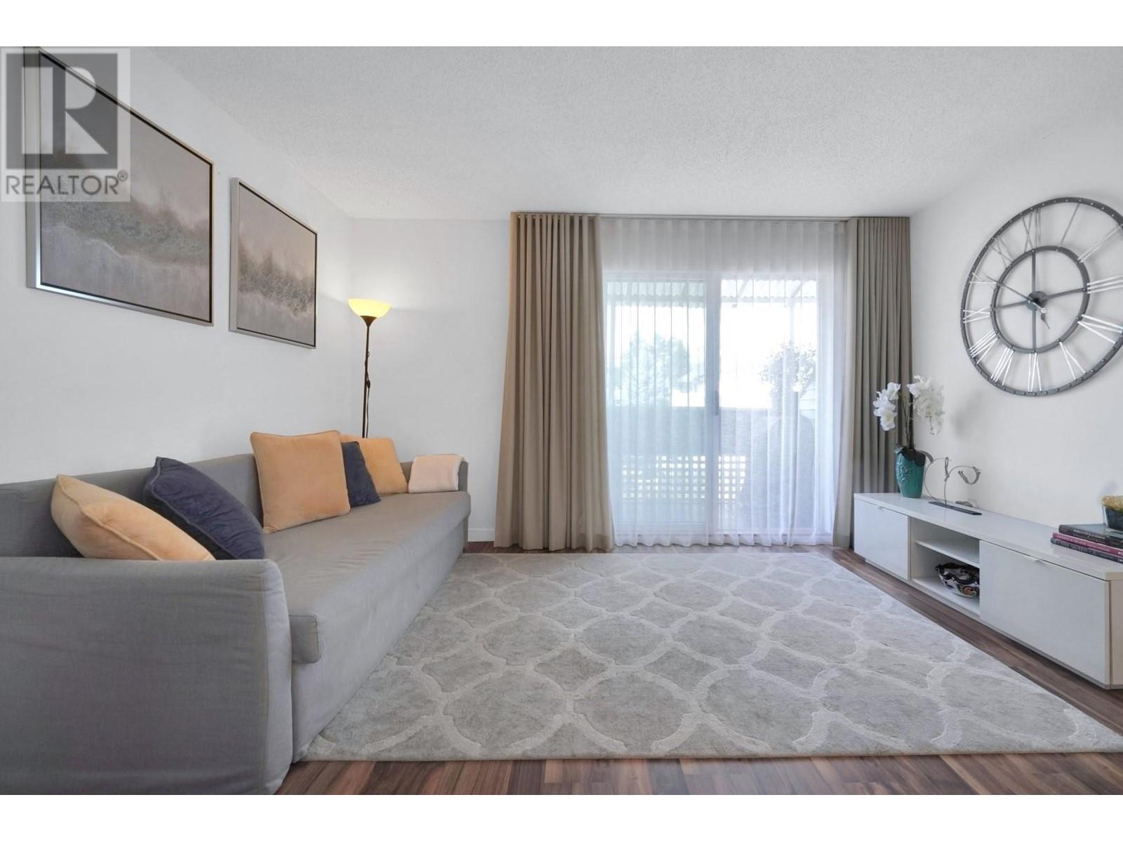 301 2055 Suffolk Avenue, Port Coquitlam, British Columbia  V3B 1H4 - Photo 10 - R2806559