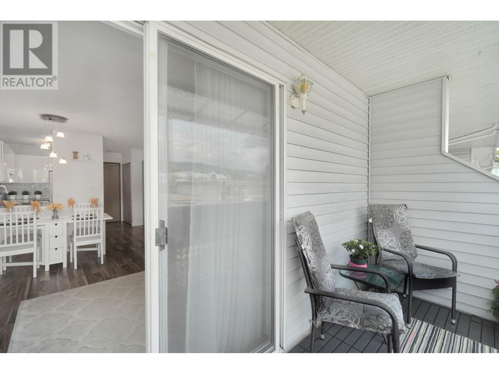 301 2055 Suffolk Avenue, Port Coquitlam, British Columbia  V3B 1H4 - Photo 17 - R2806559