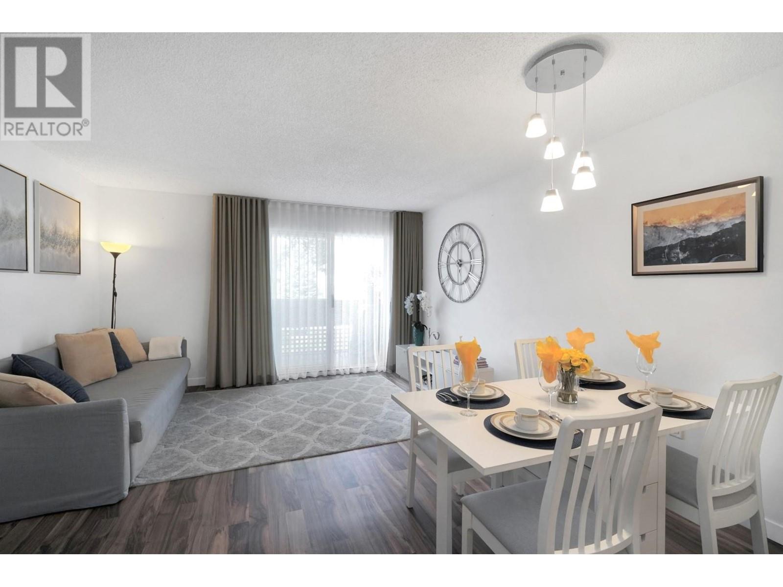 301 2055 Suffolk Avenue, Port Coquitlam, British Columbia  V3B 1H4 - Photo 11 - R2806559