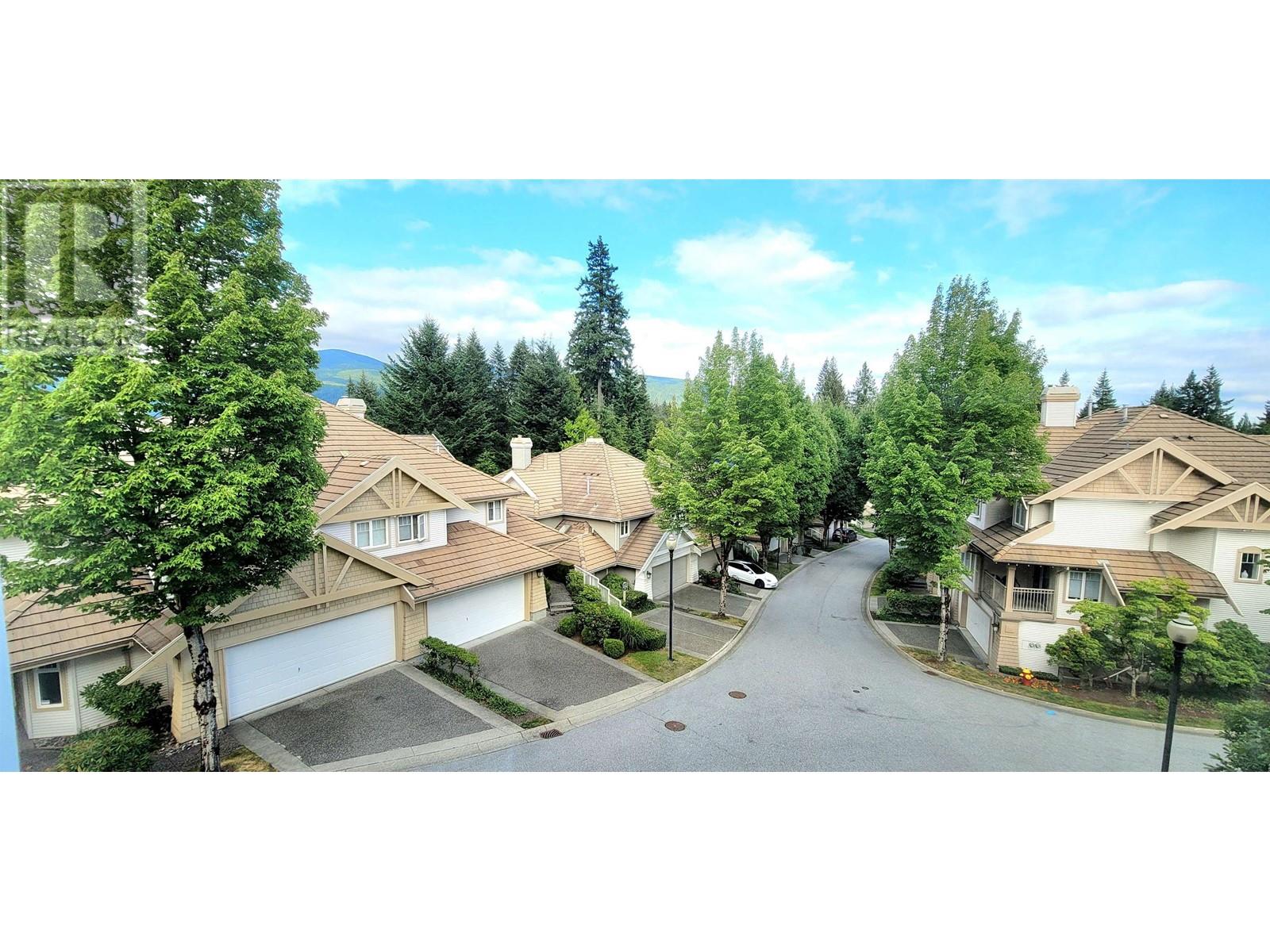 9 3405 Plateau Boulevard, Coquitlam, British Columbia  V3E 3L7 - Photo 7 - R2796520