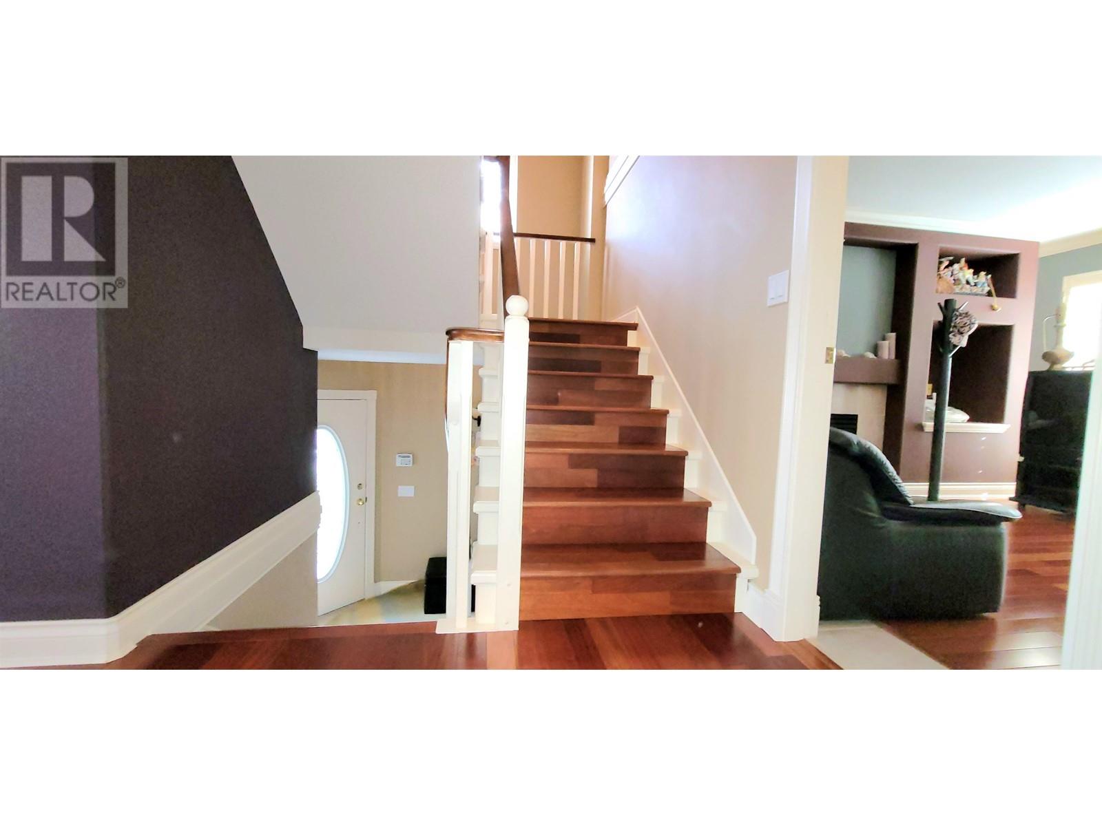 9 3405 Plateau Boulevard, Coquitlam, British Columbia  V3E 3L7 - Photo 19 - R2796520
