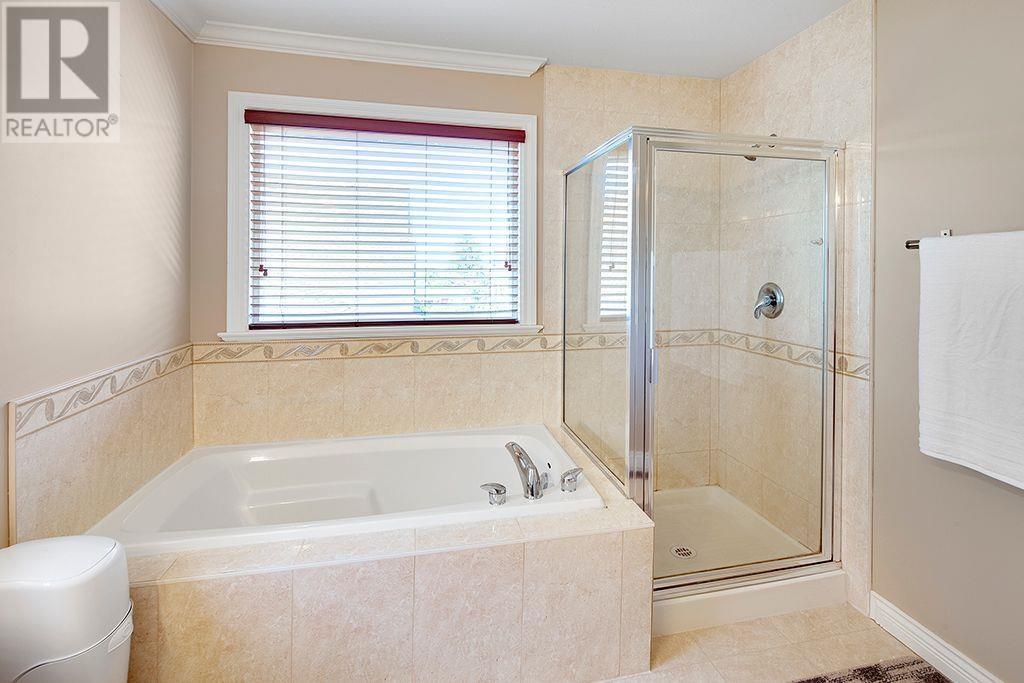 11823 191a Street, Pitt Meadows, British Columbia  V3Y 0A4 - Photo 19 - R2809449