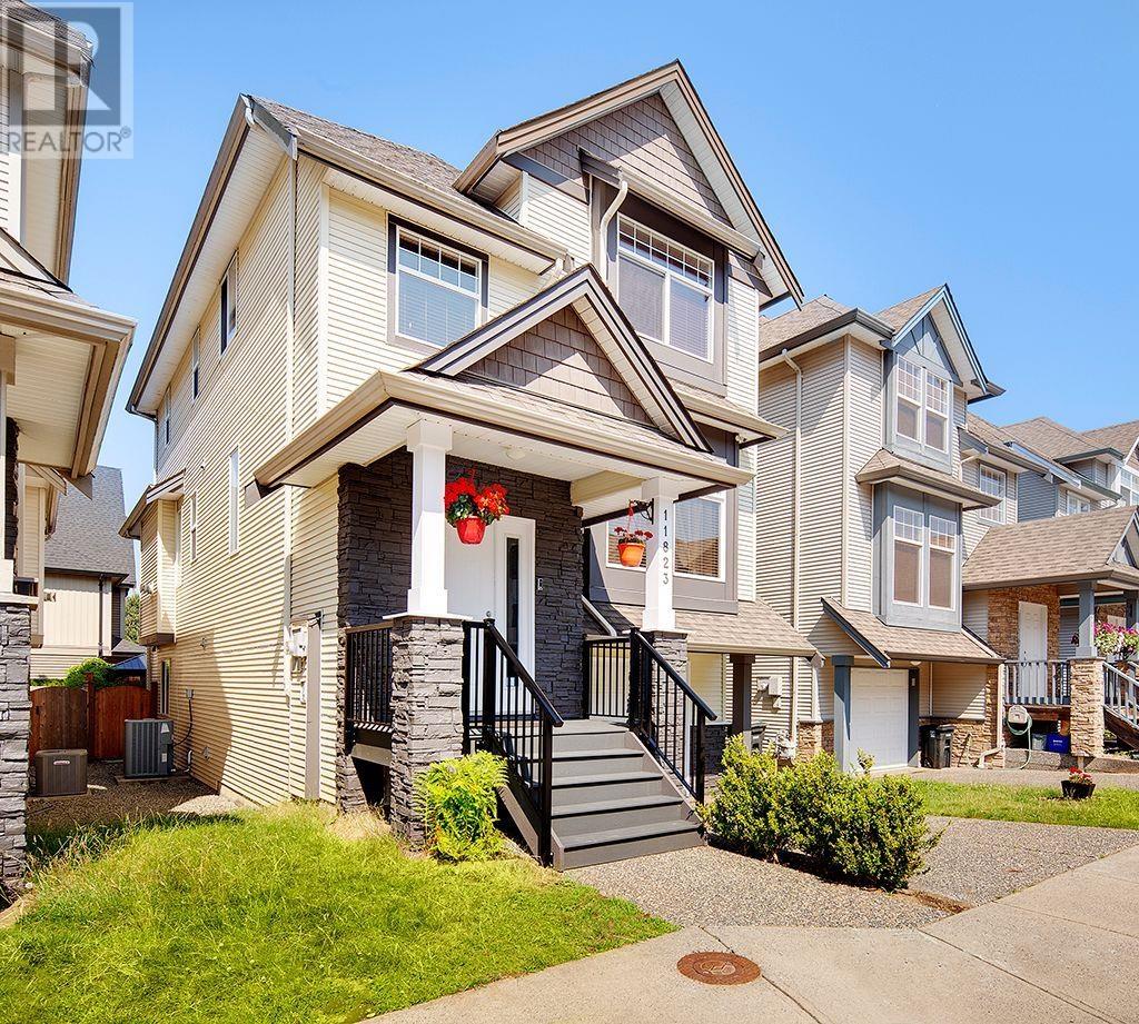 11823 191a Street, Pitt Meadows, British Columbia  V3Y 0A4 - Photo 2 - R2809449