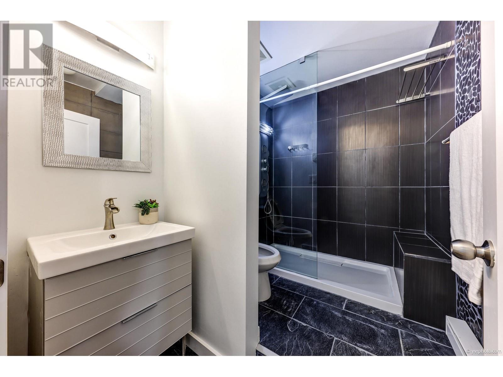 613 615 Belmont Street, New Westminster, British Columbia  V3M 6A1 - Photo 3 - R2808938