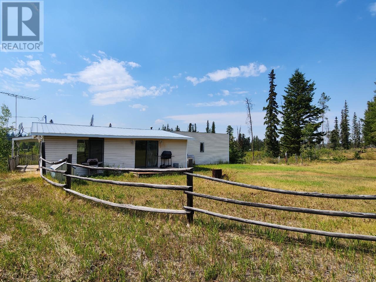 897 Chasm Road, Clinton, British Columbia  V0K 1K0 - Photo 7 - 174574