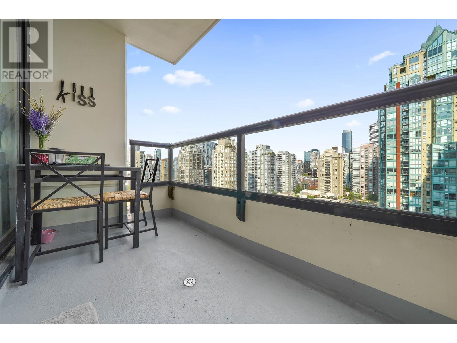 2101 977 Mainland Street, Vancouver, British Columbia  V6B 1T2 - Photo 3 - R2809540