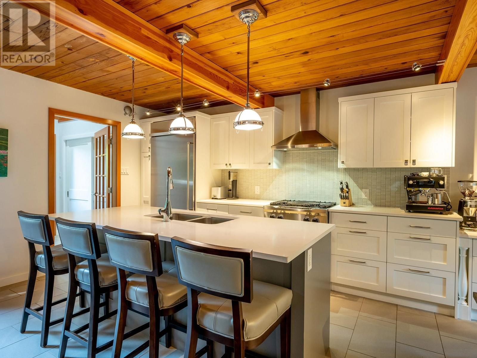 6626 Cedar Grove Lane, Whistler, British Columbia  V8E 0C5 - Photo 7 - R2809606