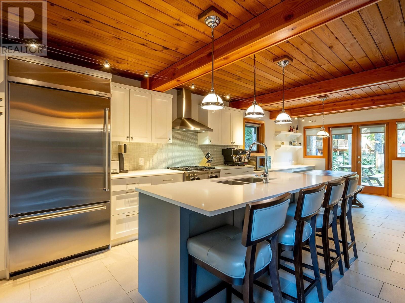 6626 Cedar Grove Lane, Whistler, British Columbia  V8E 0C5 - Photo 8 - R2809606