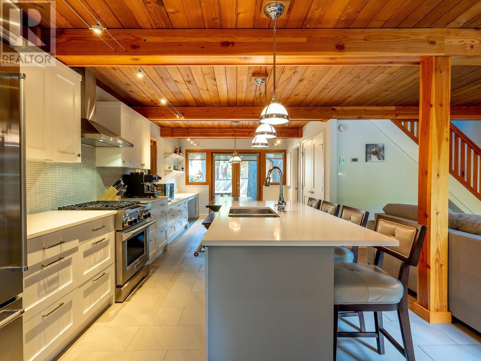 6626 Cedar Grove Lane, Whistler, British Columbia  V8E 0C5 - Photo 9 - R2809606