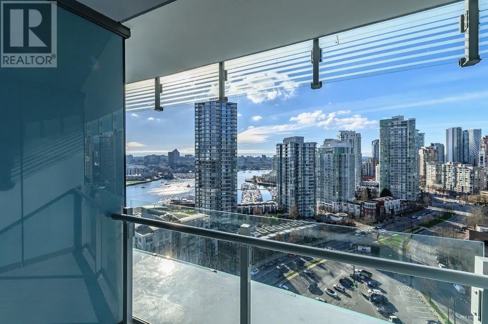 Listing Picture 7 of 8 : 1286 87 NELSON STREET, Vancouver / 溫哥華 - 魯藝地產 Yvonne Lu Group - MLS Medallion Club Member