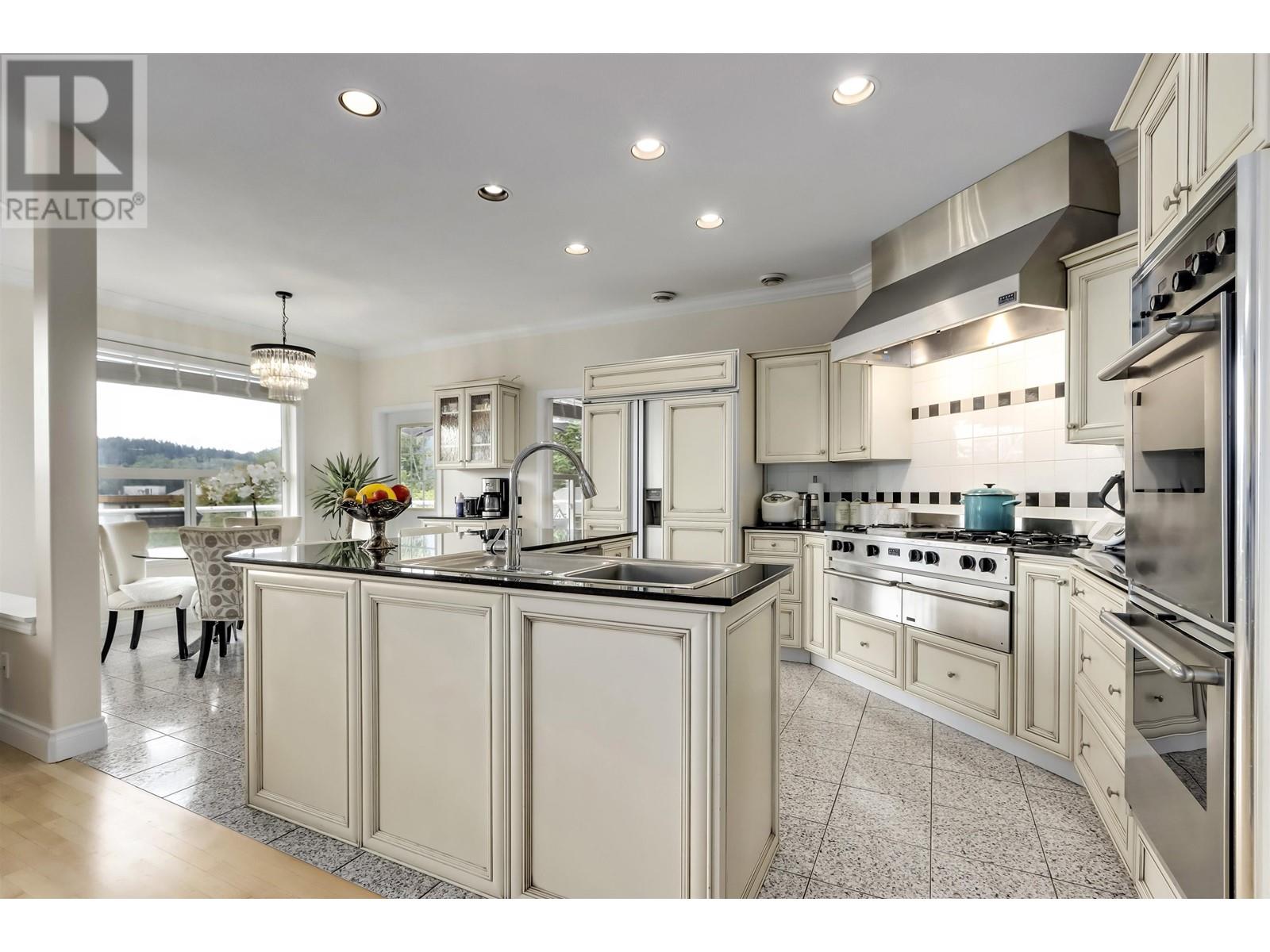 1760 Ioco Road, Port Moody, British Columbia  V3H 3S8 - Photo 11 - R2808981