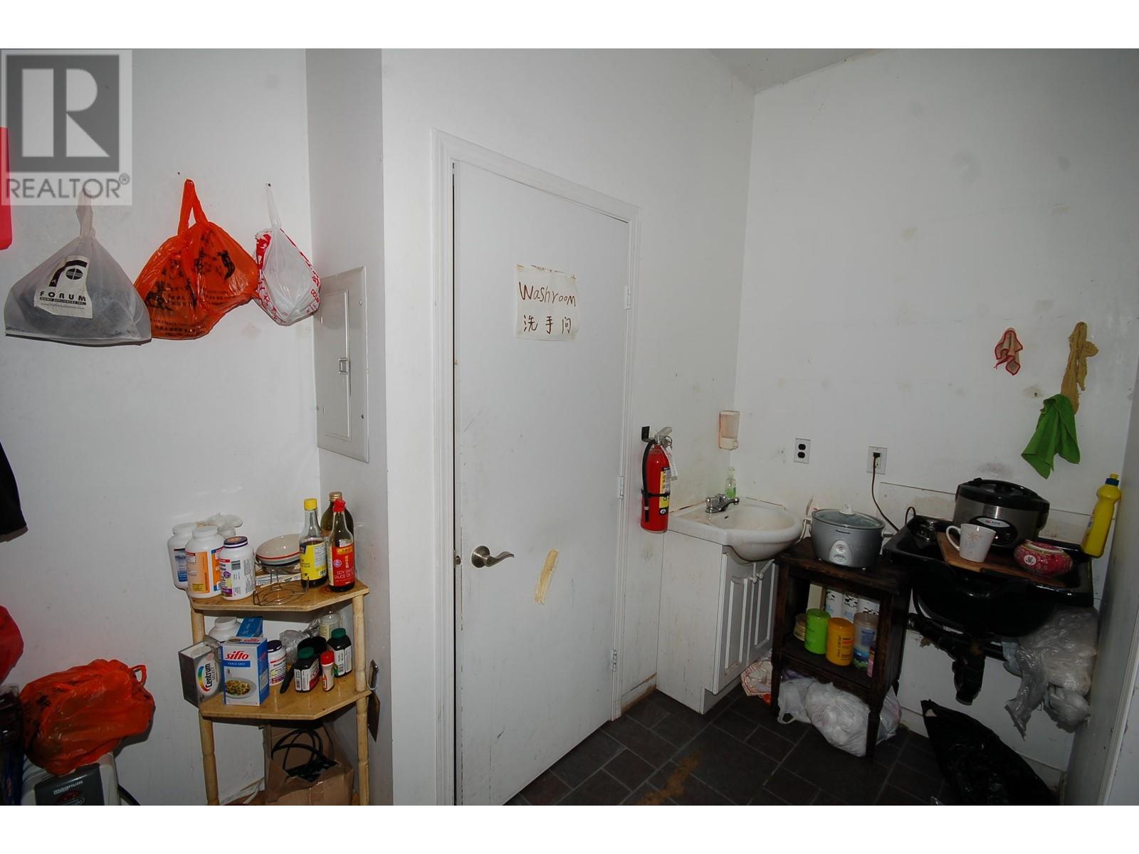 Listing Picture 12 of 15 : 1764 RENFREW STREET, Vancouver / 溫哥華 - 魯藝地產 Yvonne Lu Group - MLS Medallion Club Member