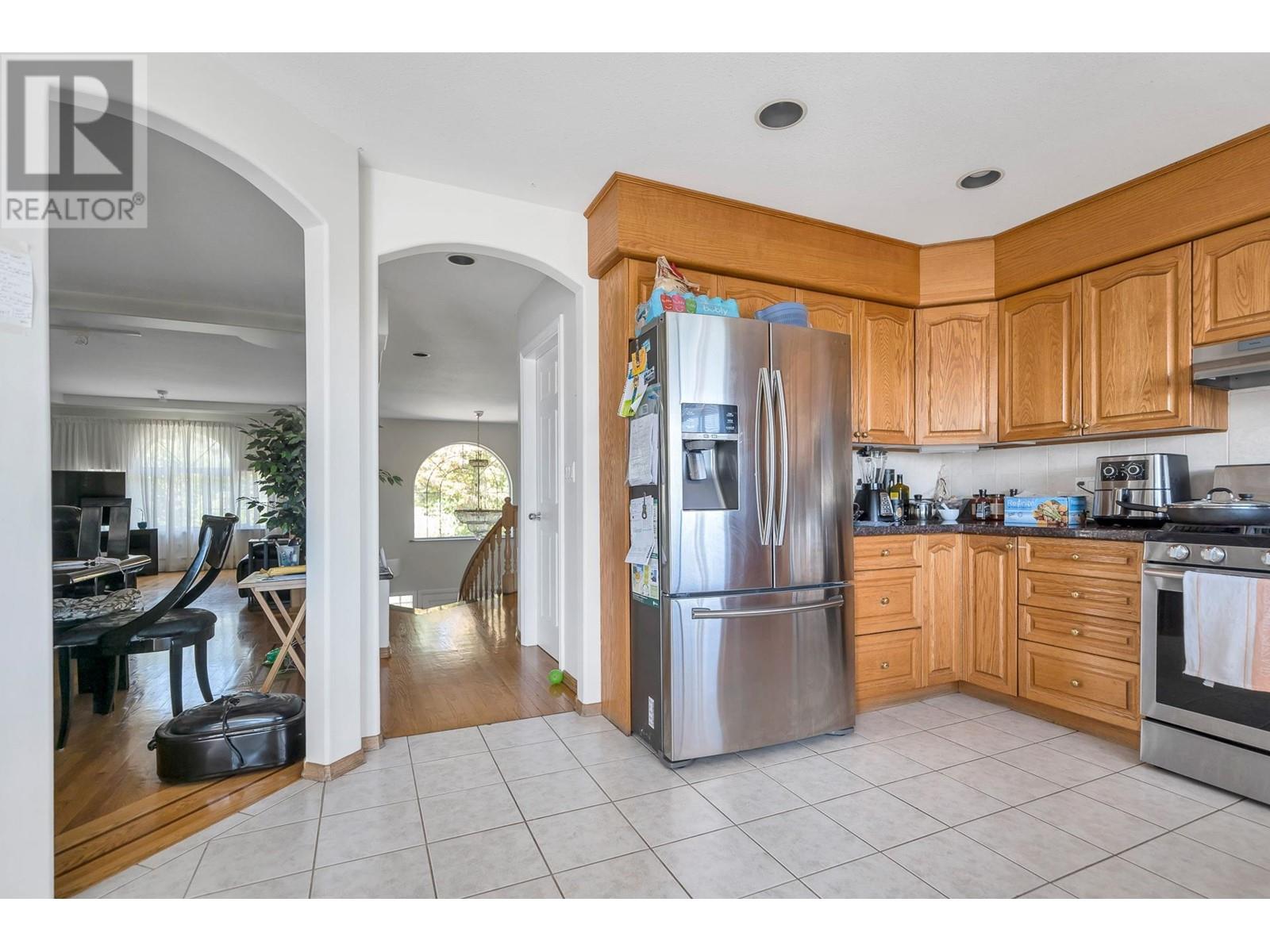 5142 Marine Drive, Burnaby, British Columbia  V5J 3G6 - Photo 3 - R2803516