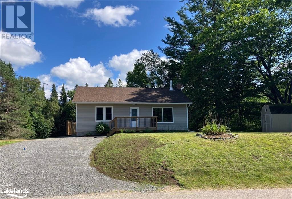 77 CHAFFEY TOWNSHIP Road, huntsville, Ontario