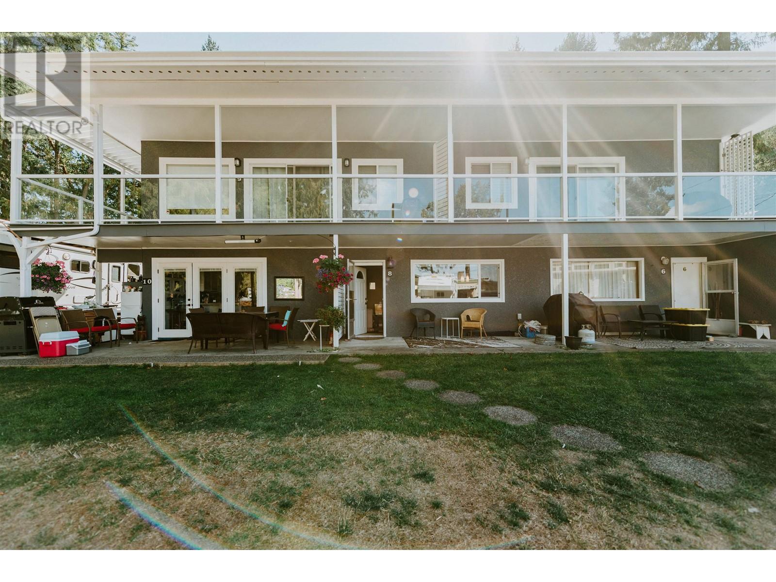 8 4995 GONZALES ROAD, madeira park, British Columbia